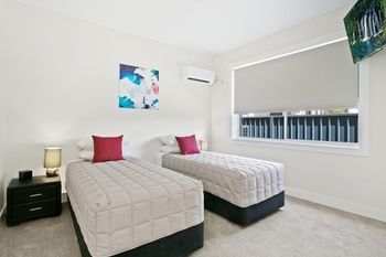 Belmont Executive Apartments - Tourism Cairns 0
