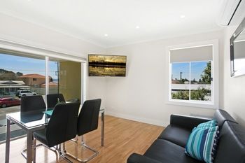 Belmont Executive Apartments - Tourism Cairns 14