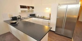 Camperdown 517 MIS Furnished Apartment - Tourism Cairns 4