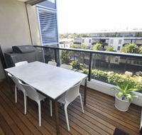 Camperdown 608 St Furnished Apartment - Tourism Cairns