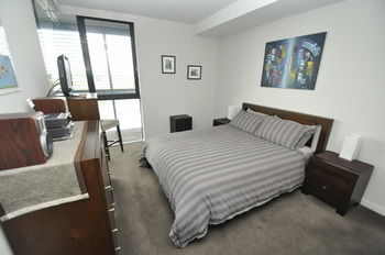 Camperdown 908 St Furnished Apartment - Tourism Cairns 11