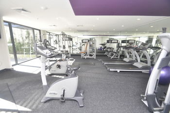Camperdown 908 St Furnished Apartment - Tourism Cairns 13