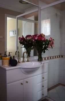 Cutmore Cottages - Bagala Bungalow - Tourism Cairns 11
