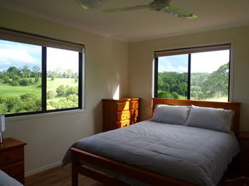 Bellthorpe Stays - Tourism Cairns 2