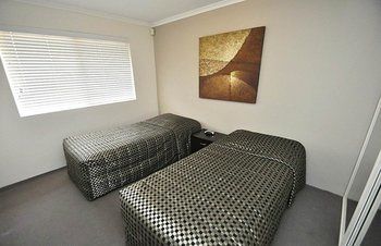 North Ryde 37 Cull Furnished Apartment - Tourism Cairns 3