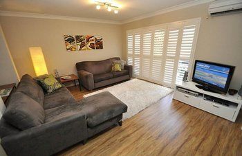 North Ryde 2 Font Furnished Apartment - Tourism Cairns 6