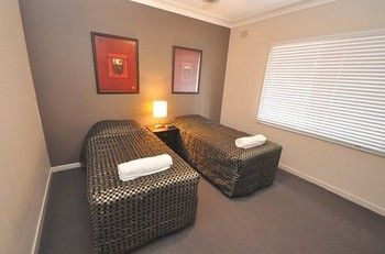 North Ryde 69 Melb Furnished Apartment - Tourism Cairns 3