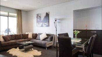 Harbour Town Apartment - Tourism Cairns 13