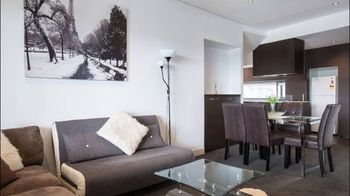 Harbour Town Apartment - Tourism Cairns 26