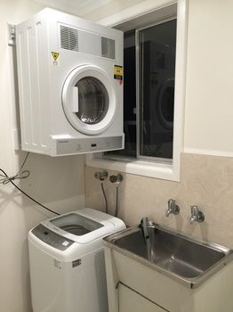 Ivy Units Glen Waverley - Tourism Cairns 4