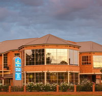 Best Western Plus Hovell Tree Inn - Tourism Cairns