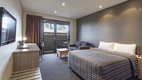BEST WESTERN Foreshore Motel - Tourism Cairns 1