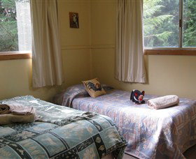 Lyrebird Cottage - Tourism Cairns 2