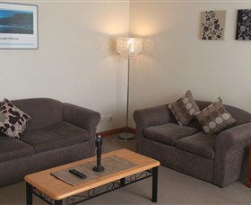 Ashwood Apartments - Bellerive - Tourism Cairns 3