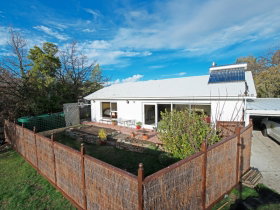 Sandy Bay Chalet - Tourism Cairns 1