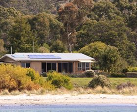 Beach And Boat Accommodation - Tourism Cairns 1