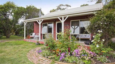 Freshwater Creek Cottages - Tourism Cairns 0