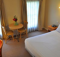 Glen Inn Motel  Apartments - Tourism Cairns