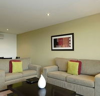 Dolphin Apartments - Tourism Cairns