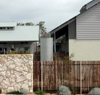 Oceanic Sorrento - Motel Apartments - Tourism Cairns
