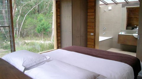 DULC Holiday Cabins - Tourism Cairns 3