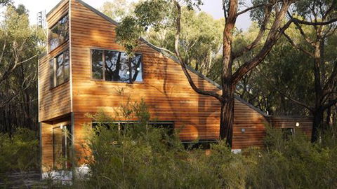 DULC Holiday Cabins - Tourism Cairns 4