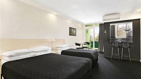 Best Western Melbourne's Princes Park Motor Inn - Tourism Cairns 4