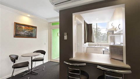 Best Western Melbourne's Princes Park Motor Inn - Tourism Cairns 5