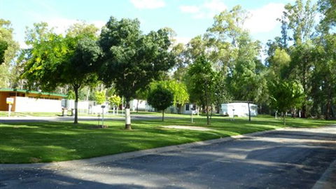 Barham Caravan & Tourist Park - Tourism Cairns 1
