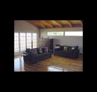 Pelican Sands Bed  Breakfast - Tourism Cairns