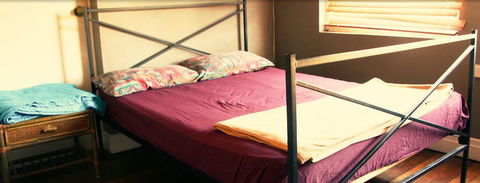 Manly Harbour Backpackers - Tourism Cairns 3
