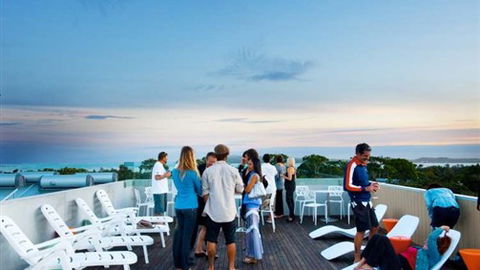 The Island Accommodation - Phillip Island YHA - Tourism Cairns 1
