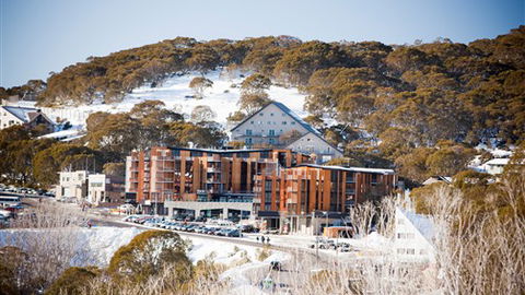 QT Falls Creek Resort - Tourism Cairns 4