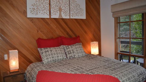 Two Mountains Lodge - Tourism Cairns 5