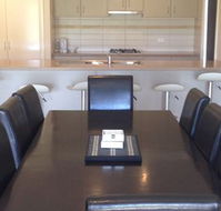 Anchorage by the Lake - Tourism Cairns