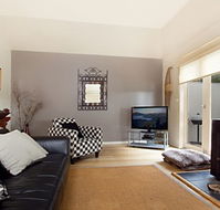 Lake Como Villa  Studio - Daylesford - Tourism Cairns