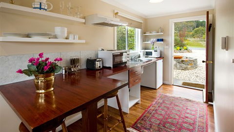 Argus Hill - Daylesford - Tourism Cairns 1