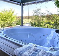 Away to Relax Massage Getaways at Welcome Springs BB Retreat - Tourism Cairns