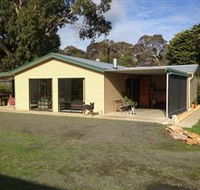 Breakaway Farmstay - Tourism Cairns