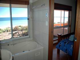 Ceduna Shelly Beach Caravan Park And Beachfront Villas - Tourism Cairns 0