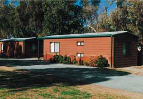 Tumby Bay Caravan Park Cabins - Tourism Cairns 1