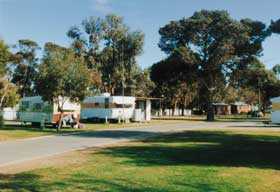 Tumby Bay Caravan Park Cabins - Tourism Cairns 2