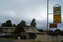 Acacia Golden Way Motel - Tourism Cairns 0