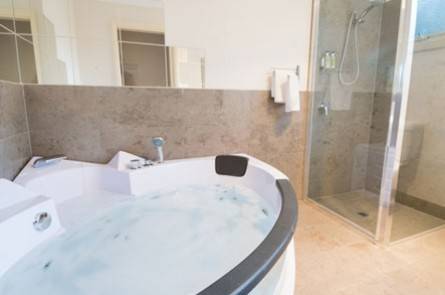 Avala Accommodation - Tourism Cairns 3