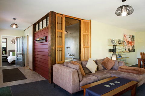 Azidene House & Spa Apartments - Tourism Cairns 1