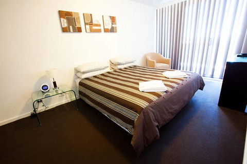 B7 Honeysuckle Apartments - Tourism Cairns 3