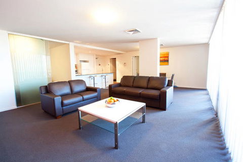 B7 Honeysuckle Apartments - Tourism Cairns 8