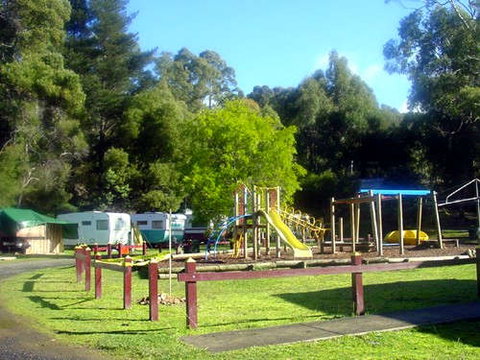 Blackwood Mineral Springs Caravan Park - Tourism Cairns 0