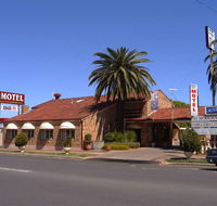 Burke  Wills Motor Inn - Tourism Cairns
