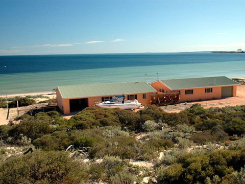 Ceduna Shelly Beach Caravan Park - Tourism Cairns 0